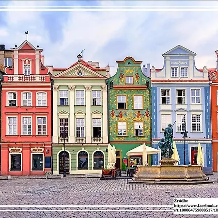 Old Town Square - Center Sieroca * ポズナン